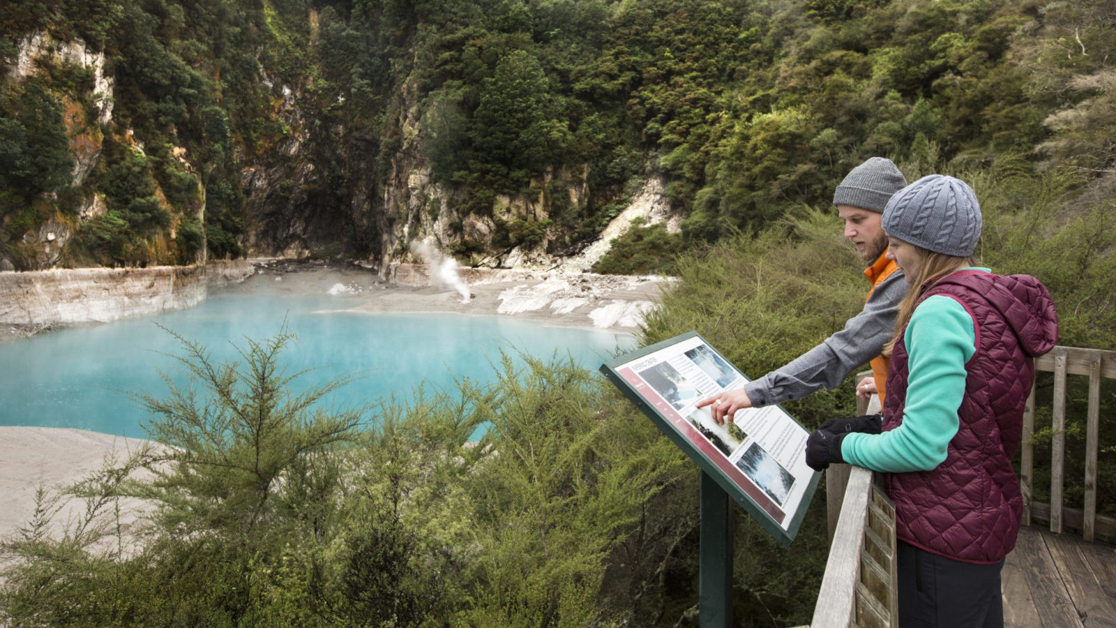 Geothermal Valley, Boat Cruise and Private Hot Pool - Image 3