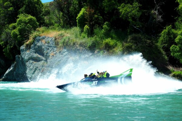 30 minute Jet Boat blast on the Hurunui River - Image 4