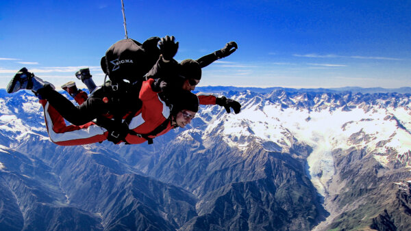 Epic 15,000ft Skydive at Mount Cook for two - Image 4