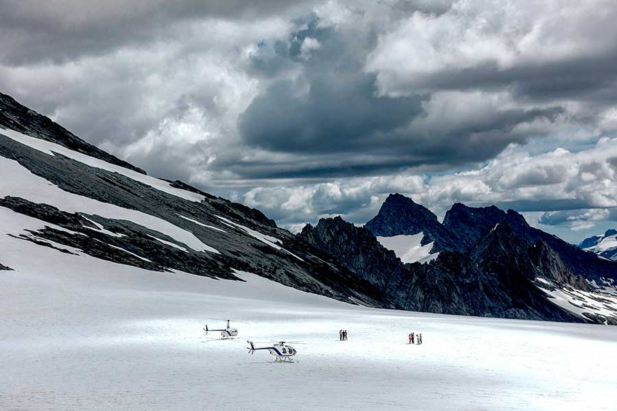 Glacier Helicopter & Jet Boating on Matukituki River in Mt Aspiring National Park - Image 5
