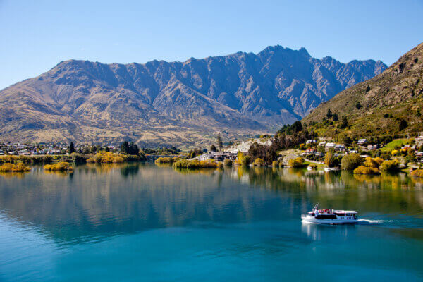 90 Minute Scenic Cruise on Lake Wakatipu