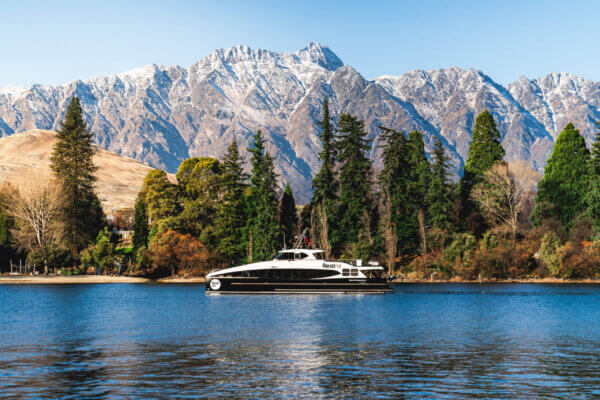 Scenic Cruise on Lake Whakatipu - Image 2
