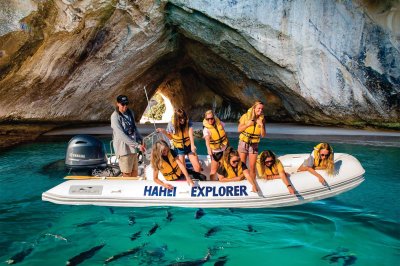 266x194mm-CMYK-print-Hahei-Explorer-Hero
