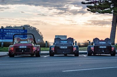 3 V8 Mt Maunganui sign
