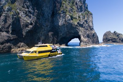 Hole-in-the-Rock-Cruise-Bay-of-Islands-15