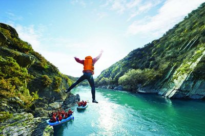 go-orange-queenstown-rafting-kawarau-river-1